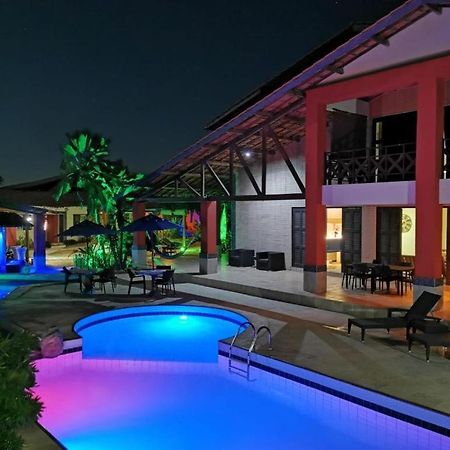 Pousada Flamboyant Village Beberibe Exterior photo